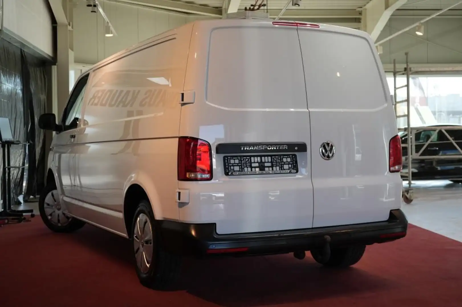 Volkswagen T6 Transporter DSG Lang *CarPlay*Klima*AHK* Weiß - 2