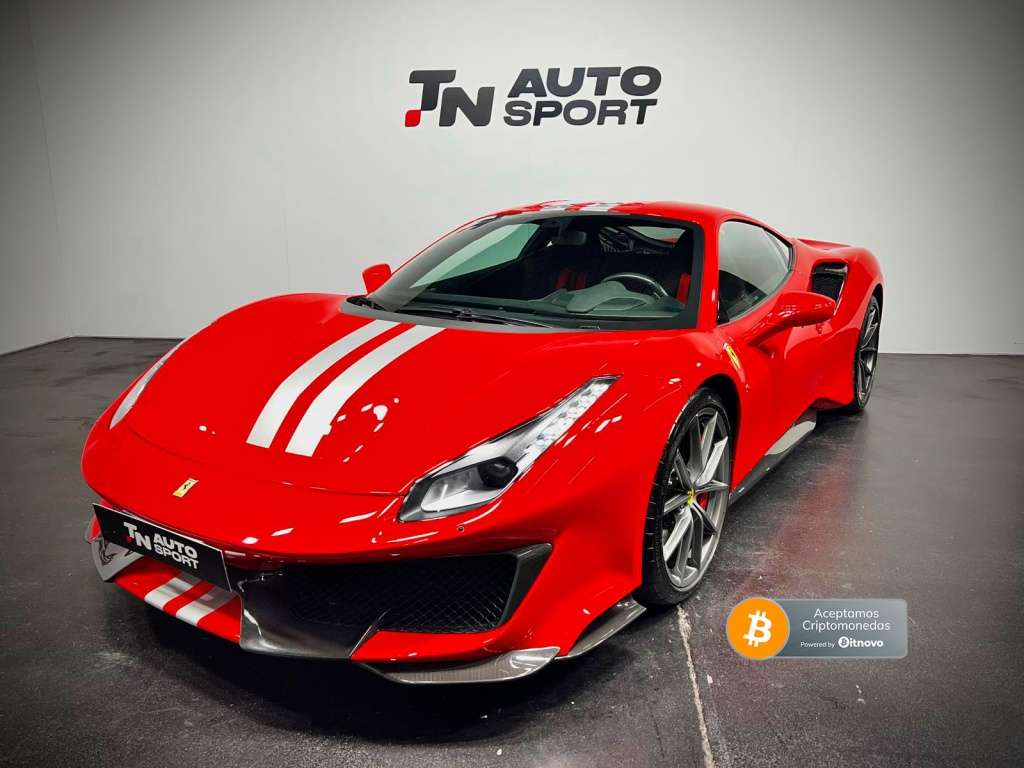 Ferrari 488 Pista - foto 1