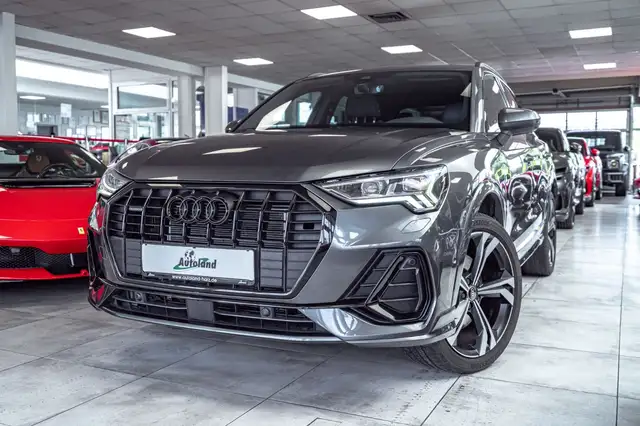 Audi Q3 40TFSI quattro S tronic S line *MATRIX*PANO*