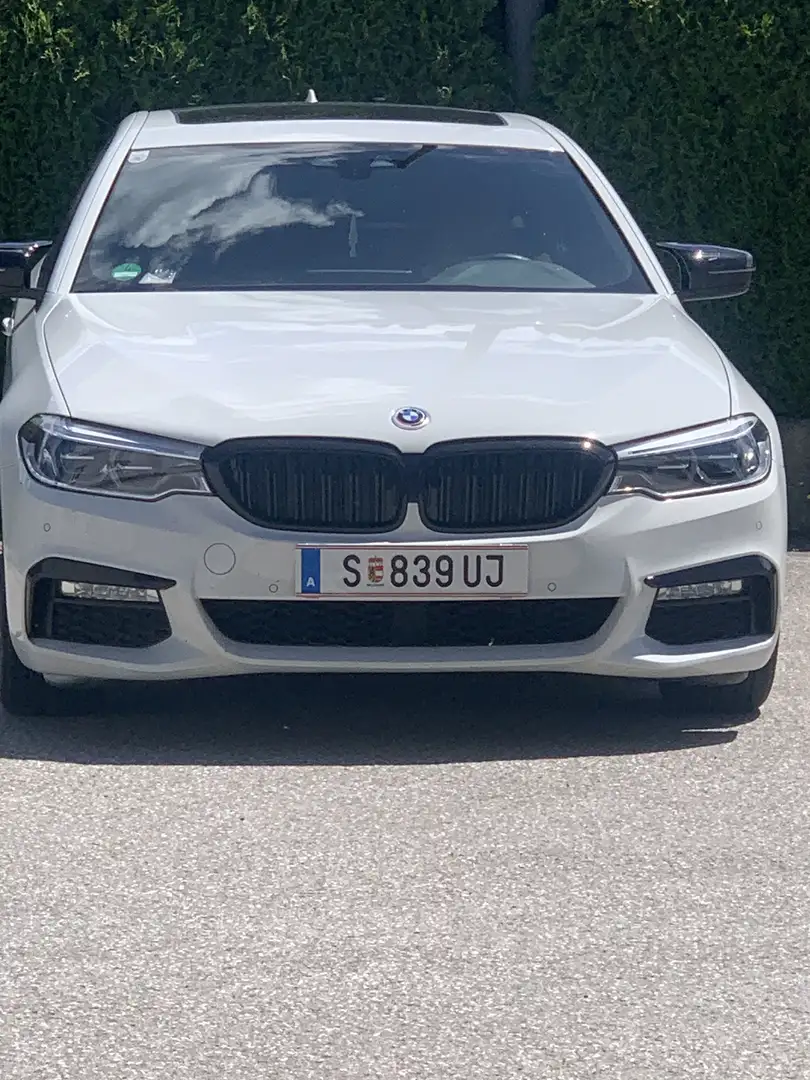 BMW 540 540i Touring xDrive Aut. Weiß - 1