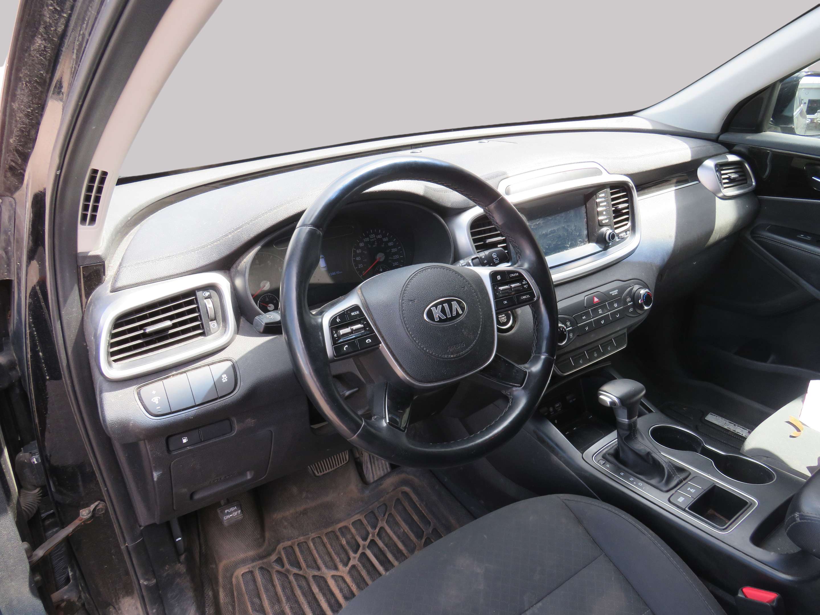 2019 Kia Sorento LX — снимка 1