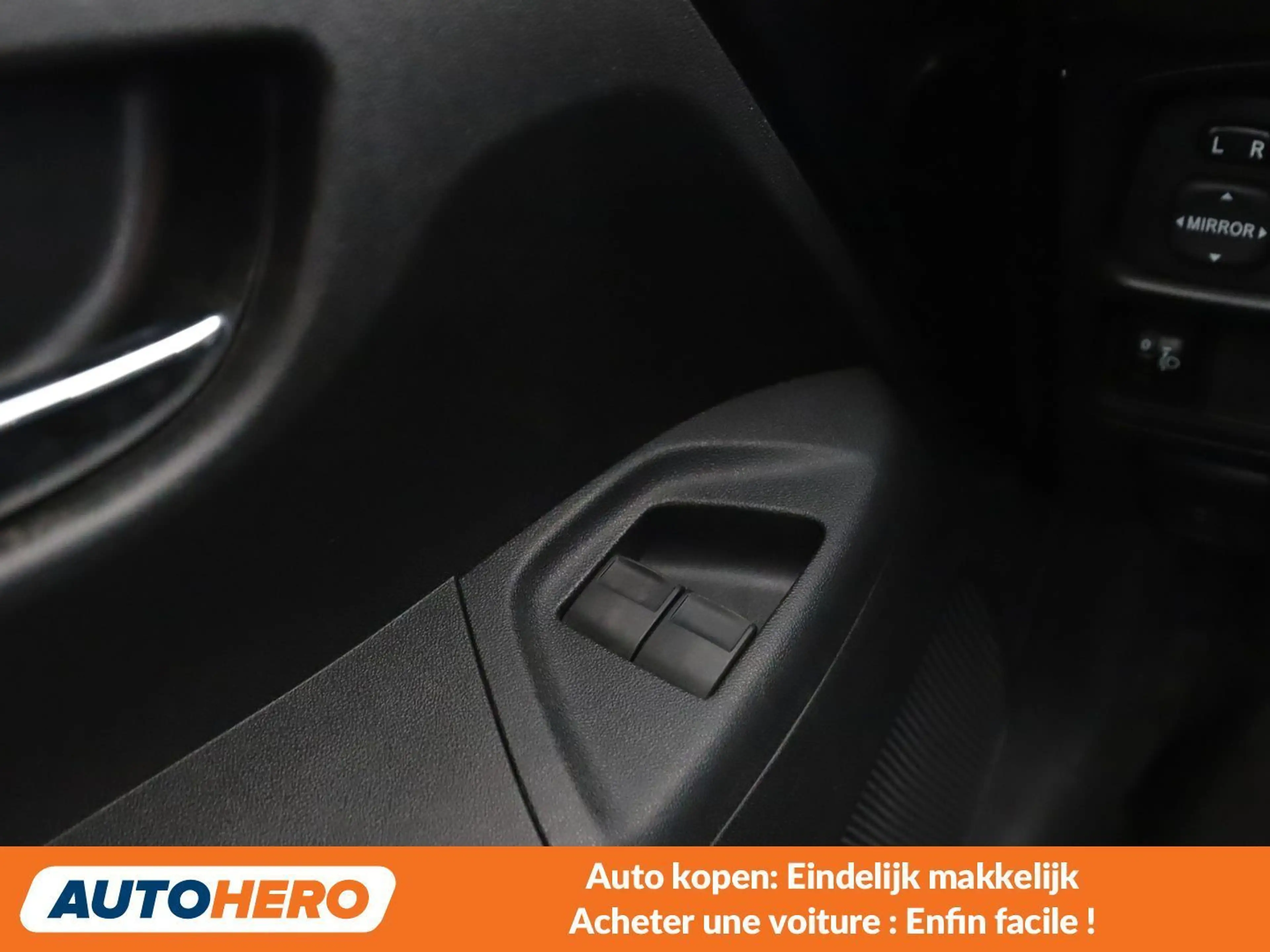 Citroen C1 1.0 VTi Shine — photo 14