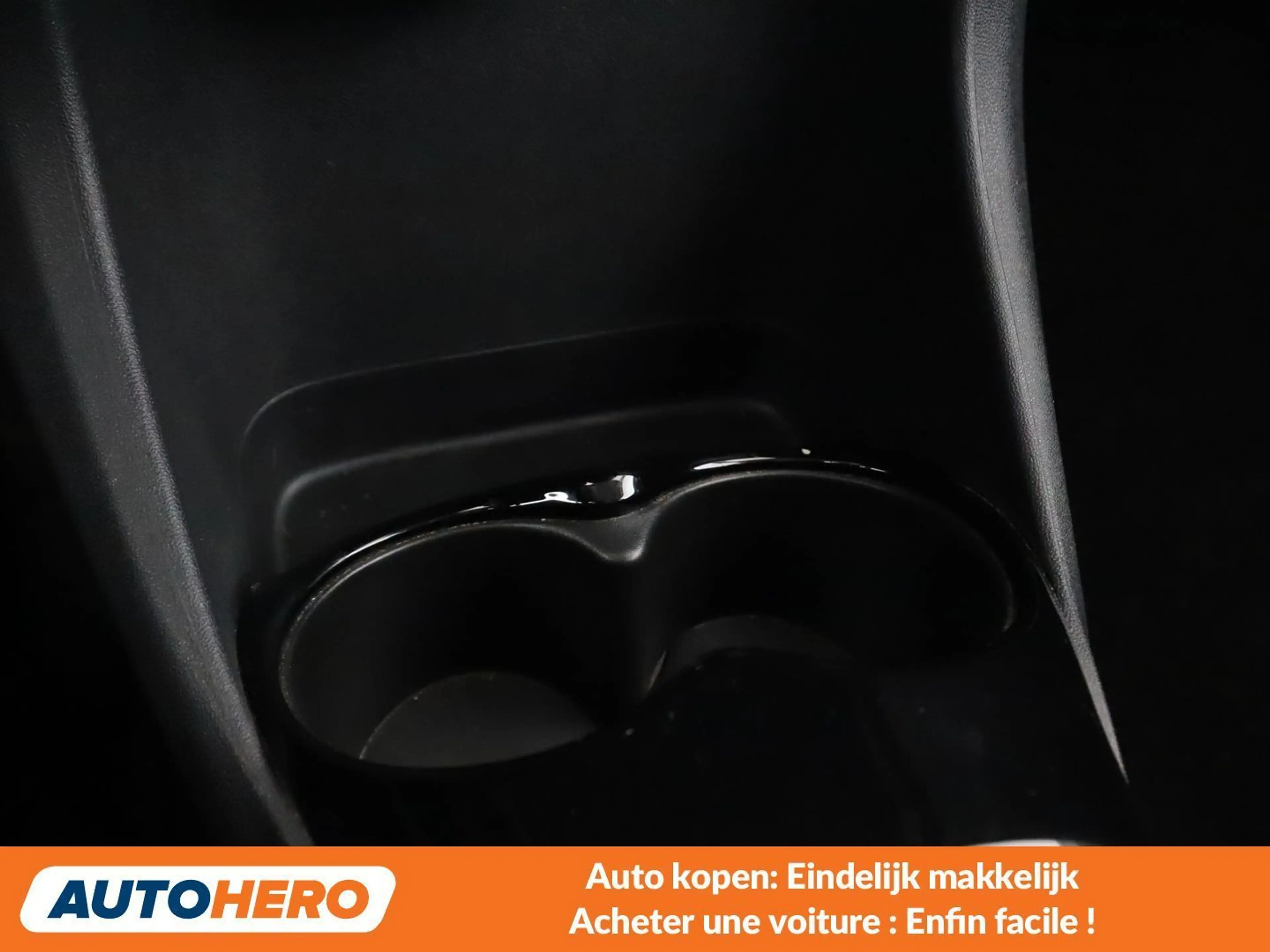 Citroen C1 1.0 VTi Shine — photo 11
