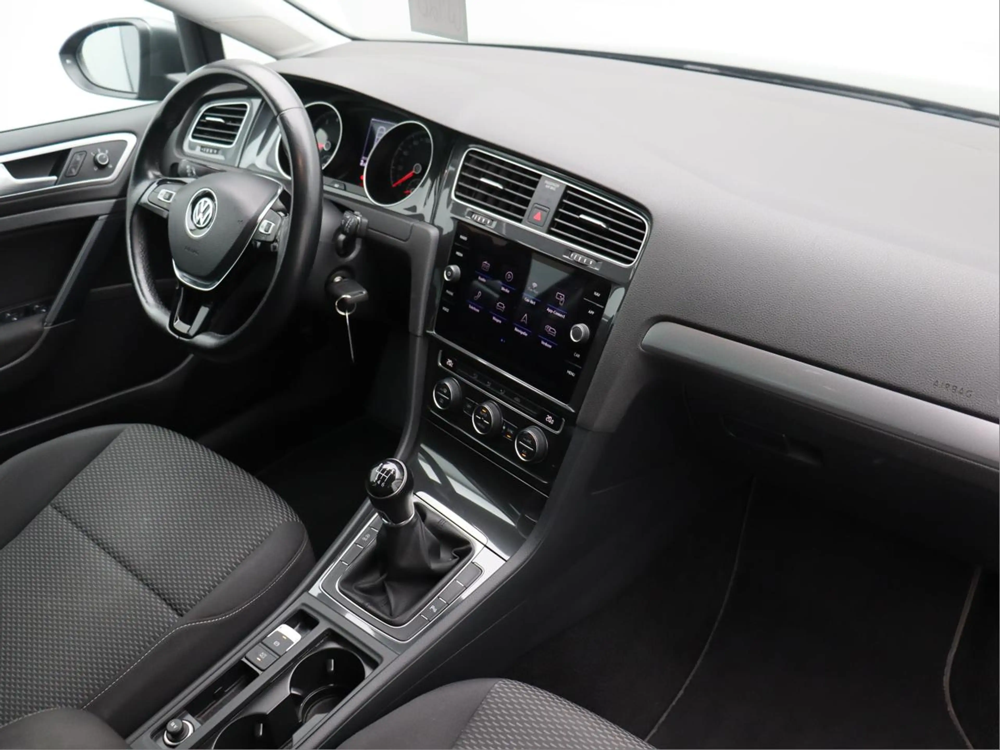 Volkswagen Golf Variant 1.0 TSI Trendline OPF — photo 4