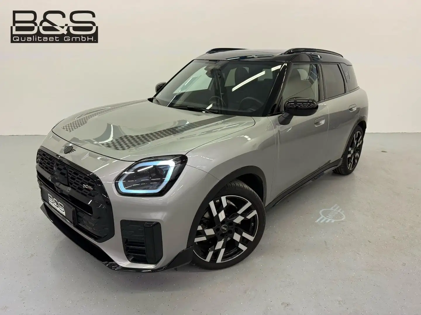 MINI Cooper D Countryman Countryman D JCWorks Trim ACC,HUD,PANO,HARMAN... Silber - 2