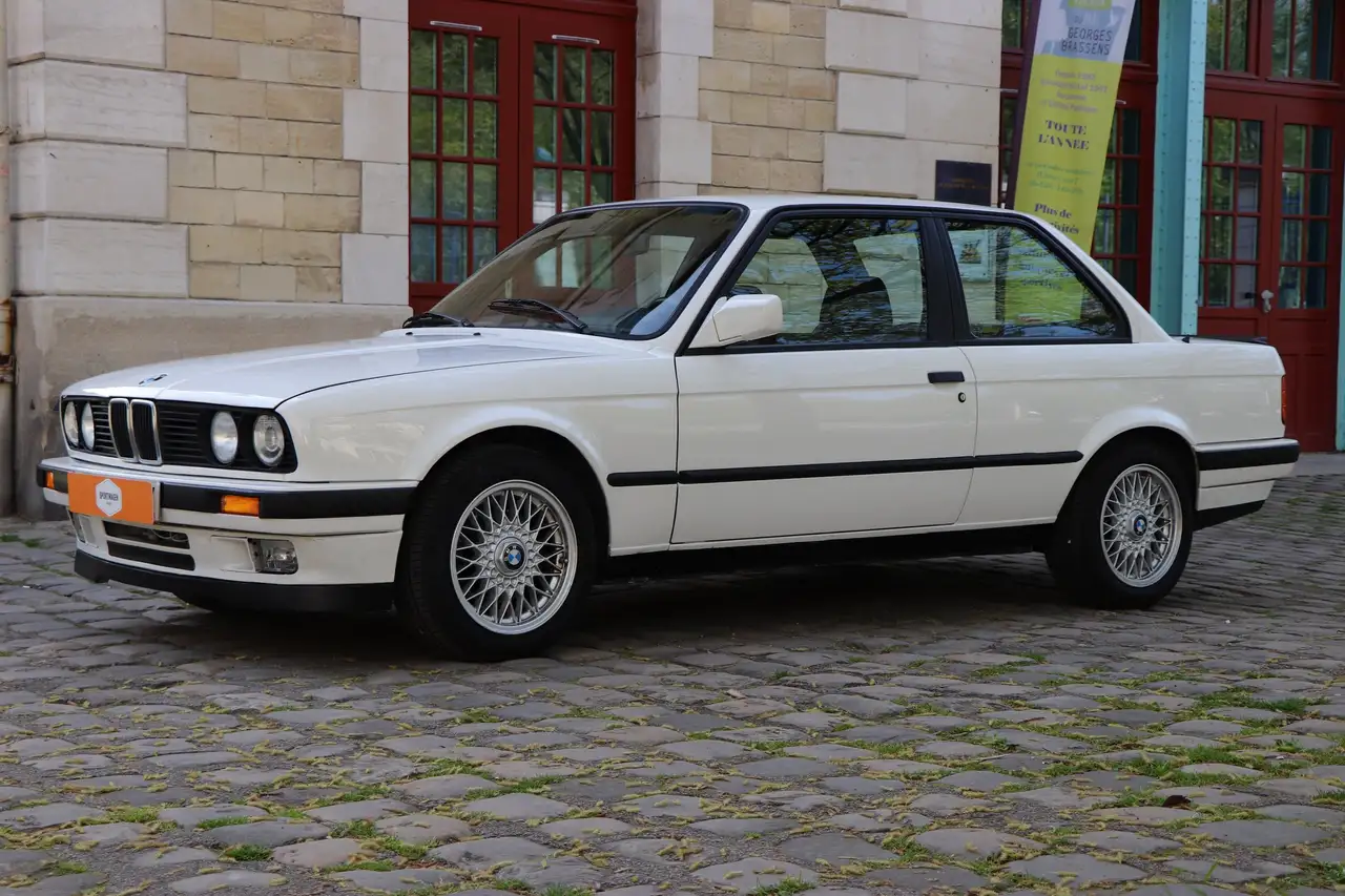 1990 - BMW 318 318 Boîte manuelle Coupé