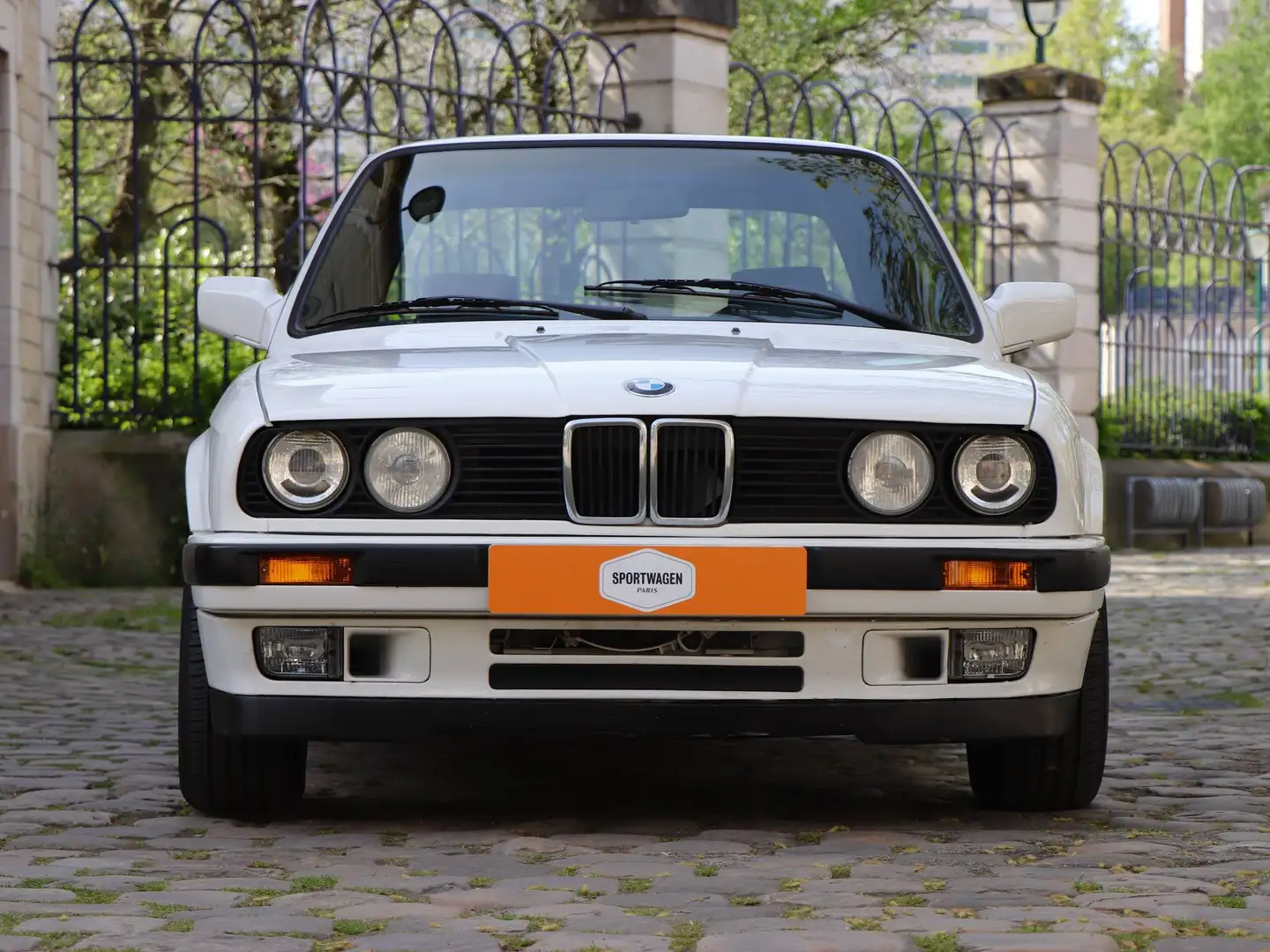 BMW 318 is Blanco - 2
