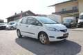 Honda Jazz 1.2 66 KW TÜV NEU SERVICE NEU Weiß - thumbnail 3