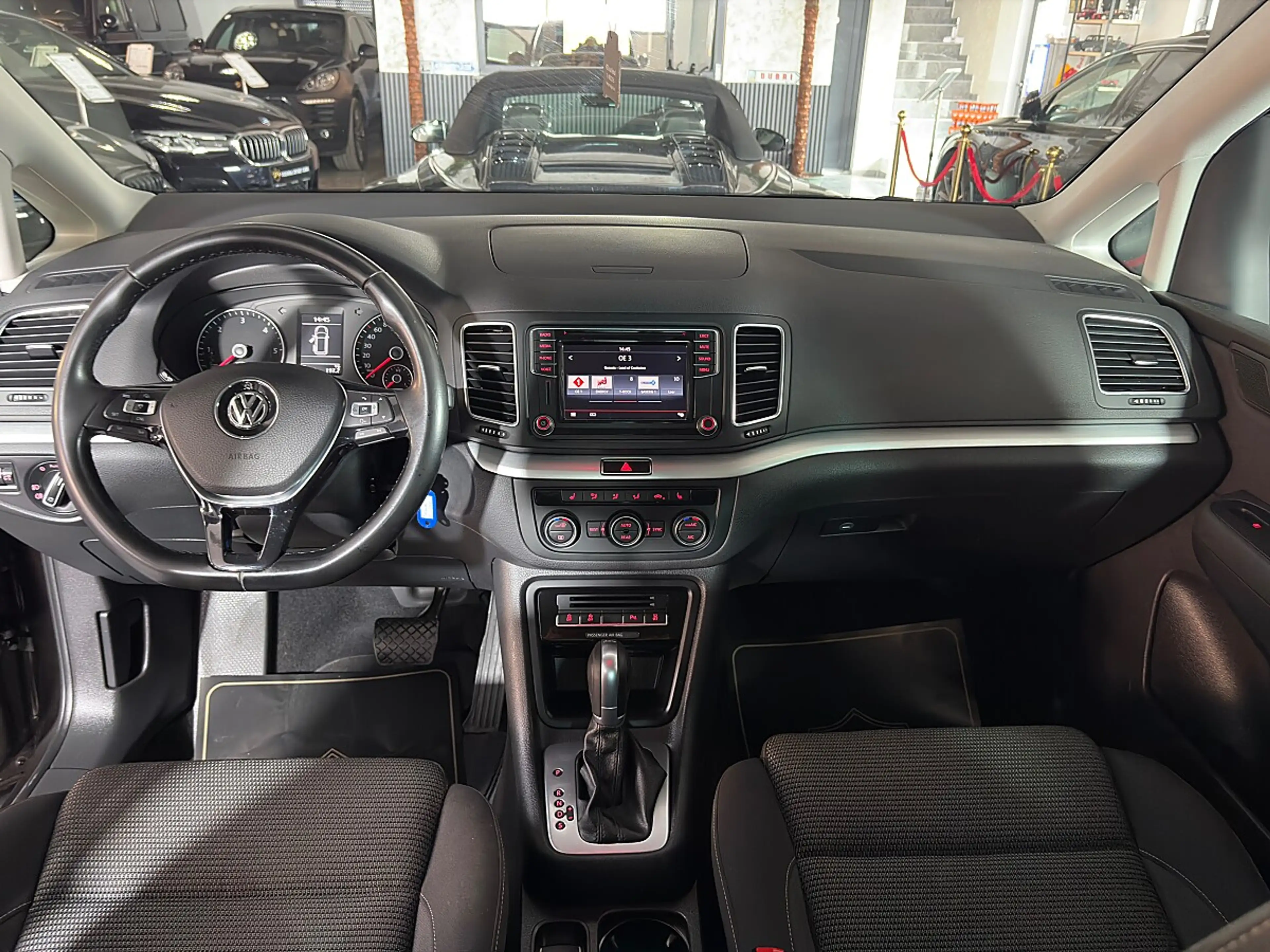 Volkswagen Sharan 2,0 TDI DSG*7-SITZE*FACELIFT*WENIG-KM* — photo 8
