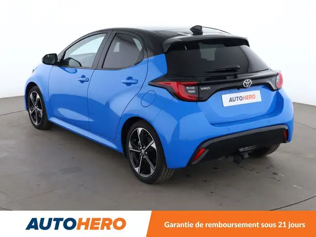 Toyota Yaris view 4