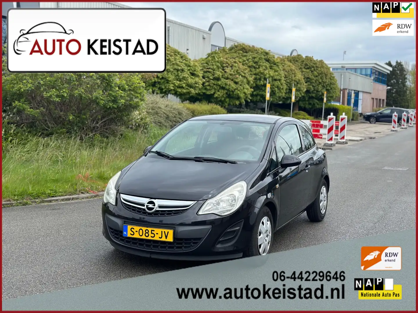 Opel Corsa 1.2-16V Cosmo ELEKTR. RAMEN/ 1 JAAR APK! Zwart - 1