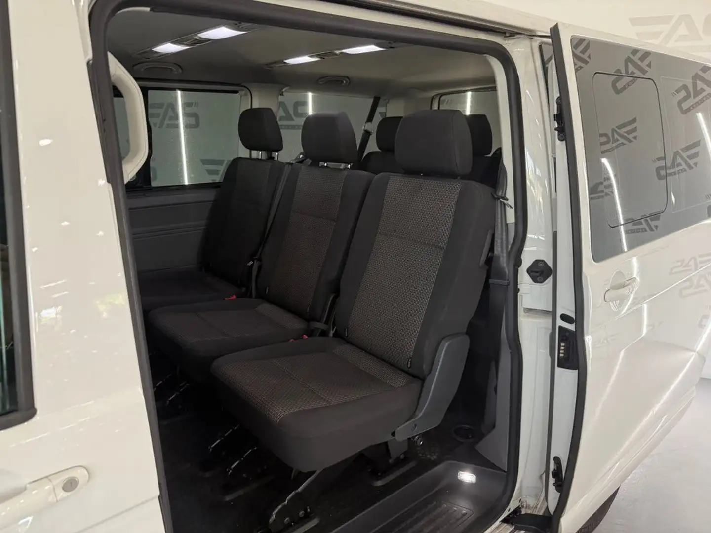 Volkswagen T5 Caravelle Origin Corta 2.0 TDI 110kW BMT Blanco - 2