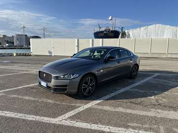 2.0d i4 Prestige 180cv auto my18