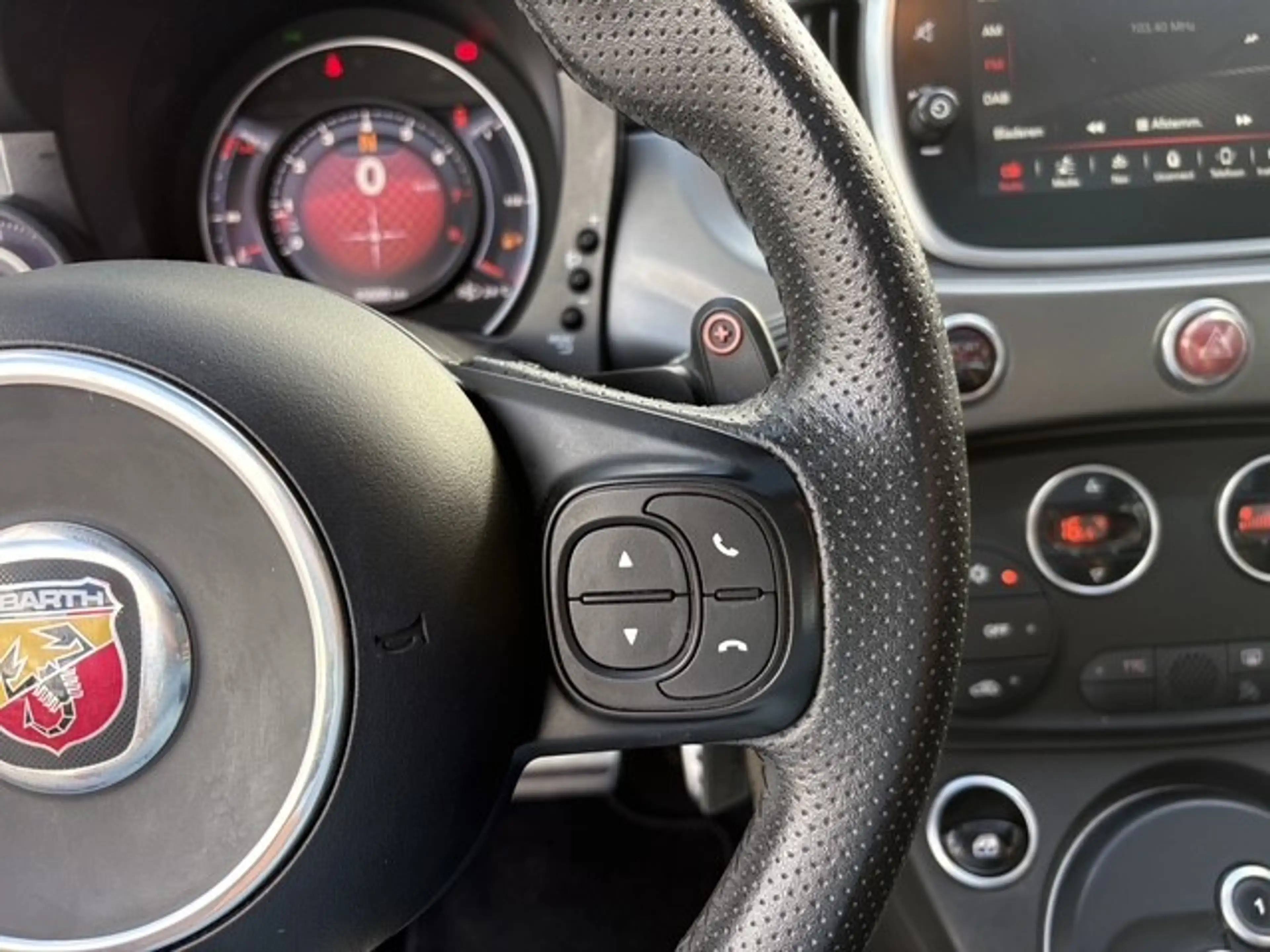 Fiat 500C Abarth 1.4 T-Jet Turismo | Navi | Climate | 45.686 km Dea — photo 14