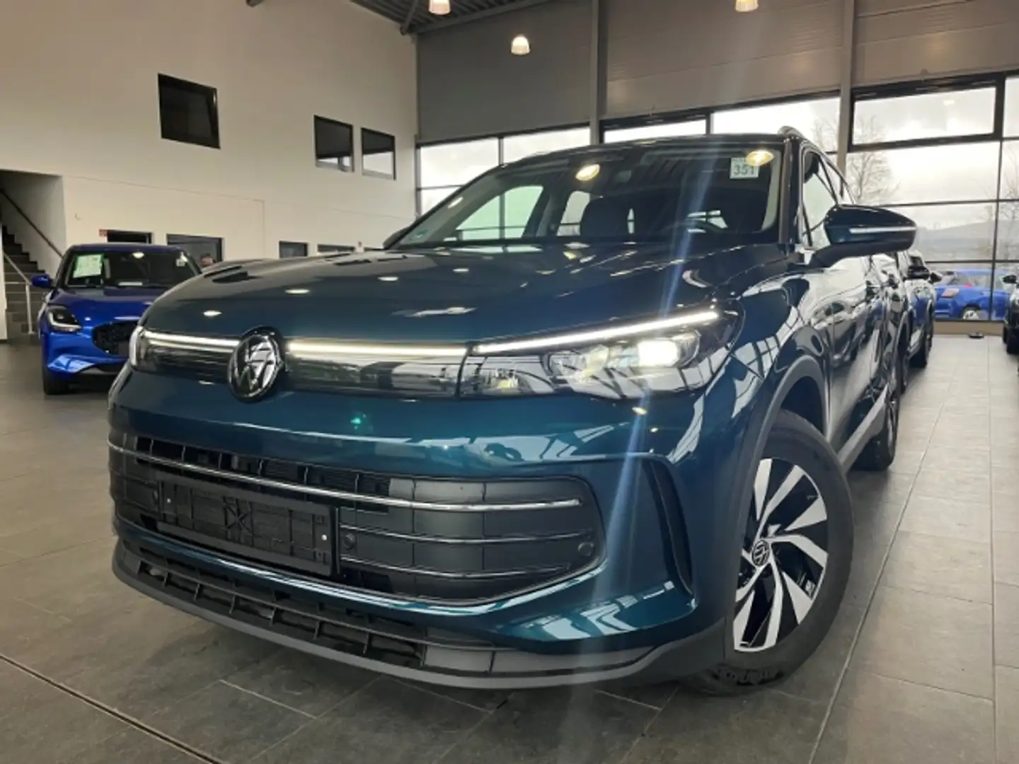 Volkswagen Tiguan 1.5 eTSI Prime Navi LED-Plus Kamera ACC Winterpake Blau - 1