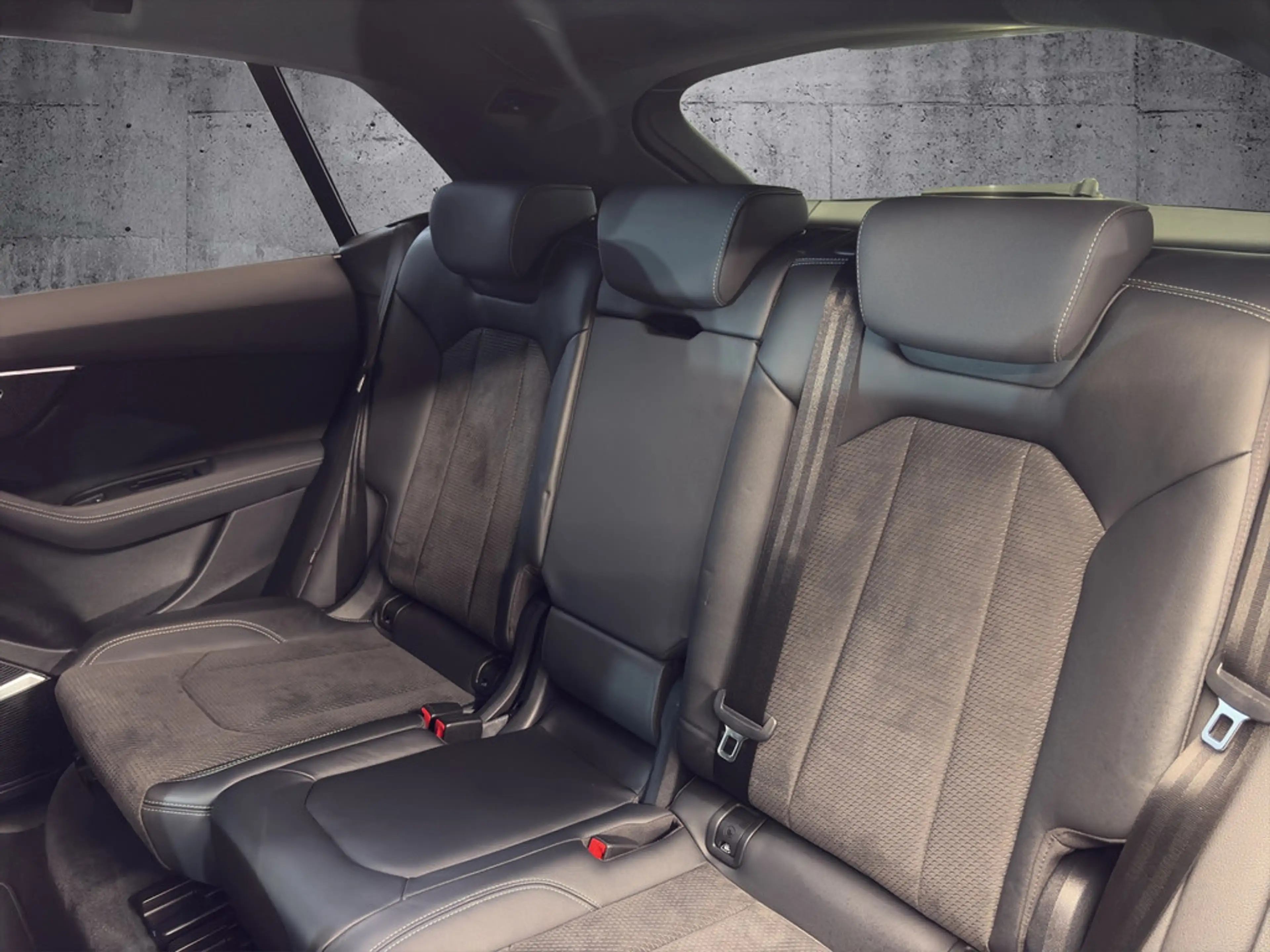 Audi SQ8 4.0 TFSI competition plus Matrix+HuD+B&O+360° — photo 12