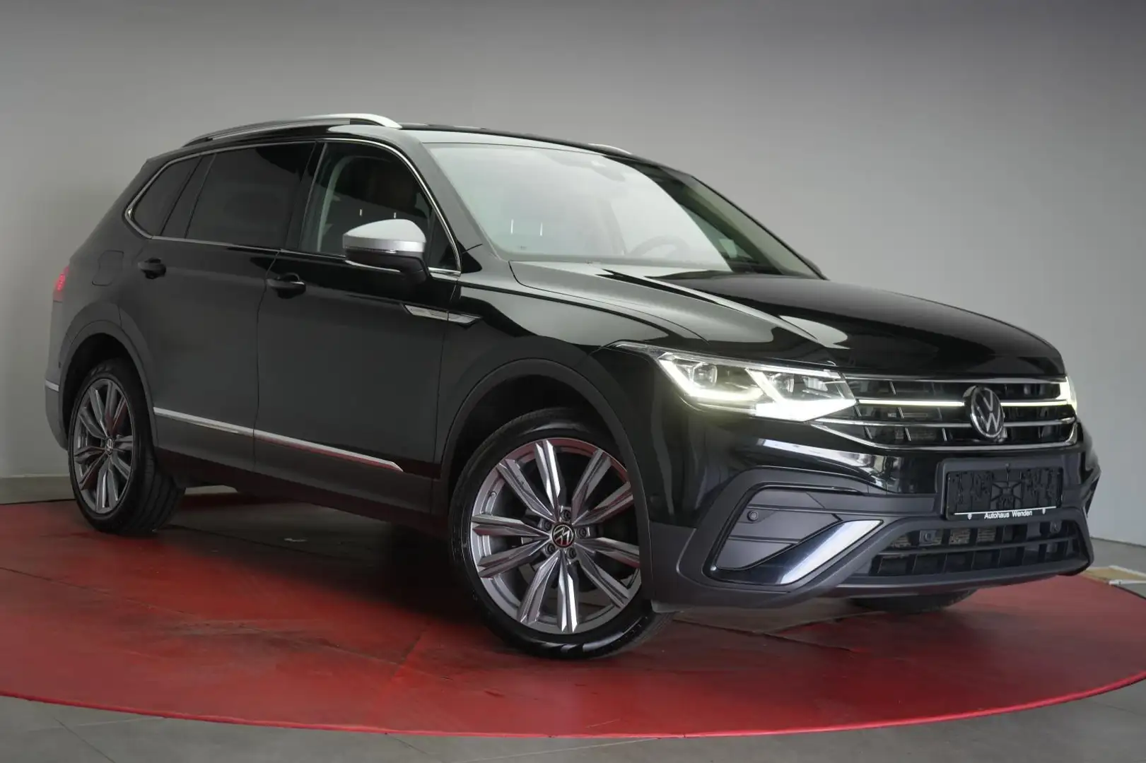 Volkswagen Tiguan Allspace 2.0 TDI Life Navi/Leder/ACC/Kame Noir - 1