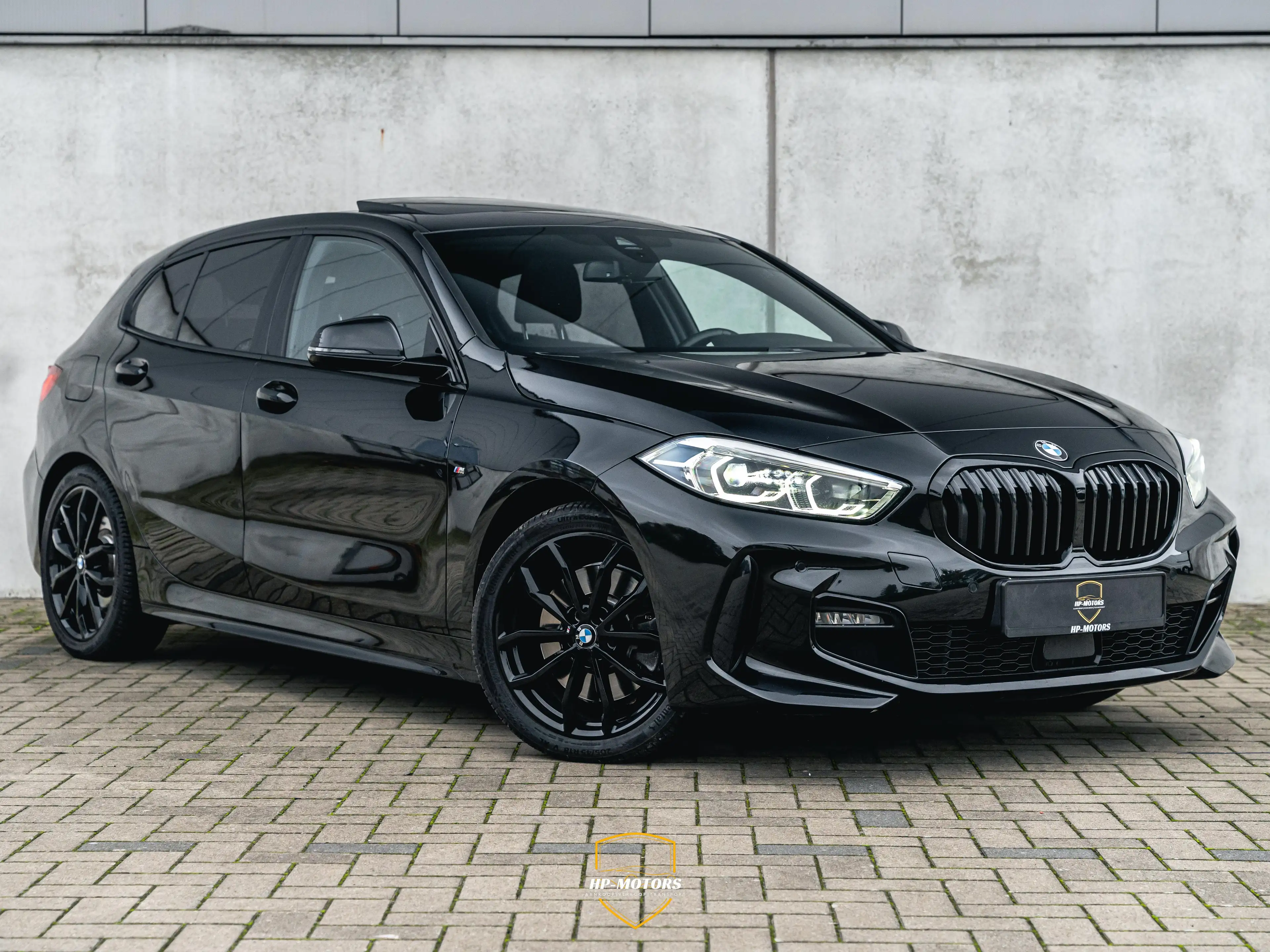 BMW 120