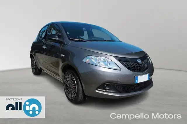 Lancia Ypsilon Ypsilon 1.0 70cv Hybrid S&S Silver