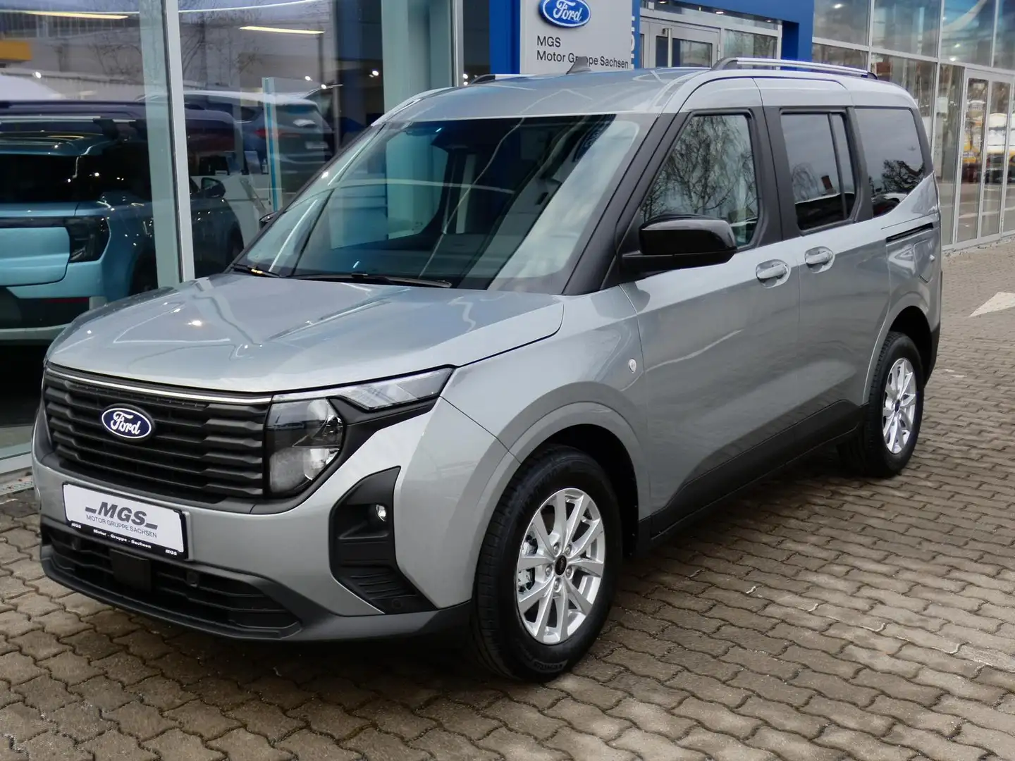 Ford Tourneo Courier Titanium #Aktion Vorführwagen Zilver - 1