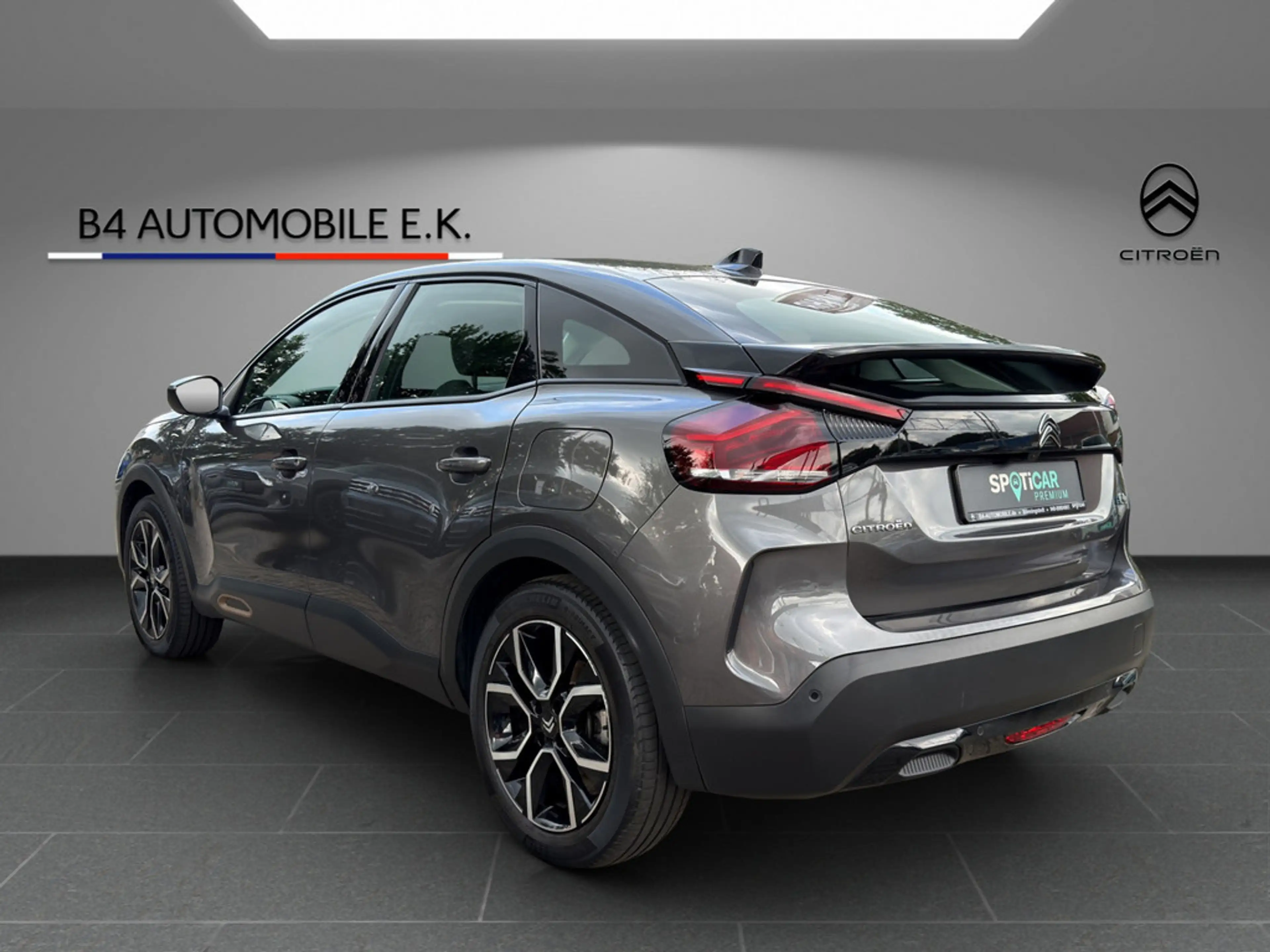 Citroen E-C4 Electric — photo 7