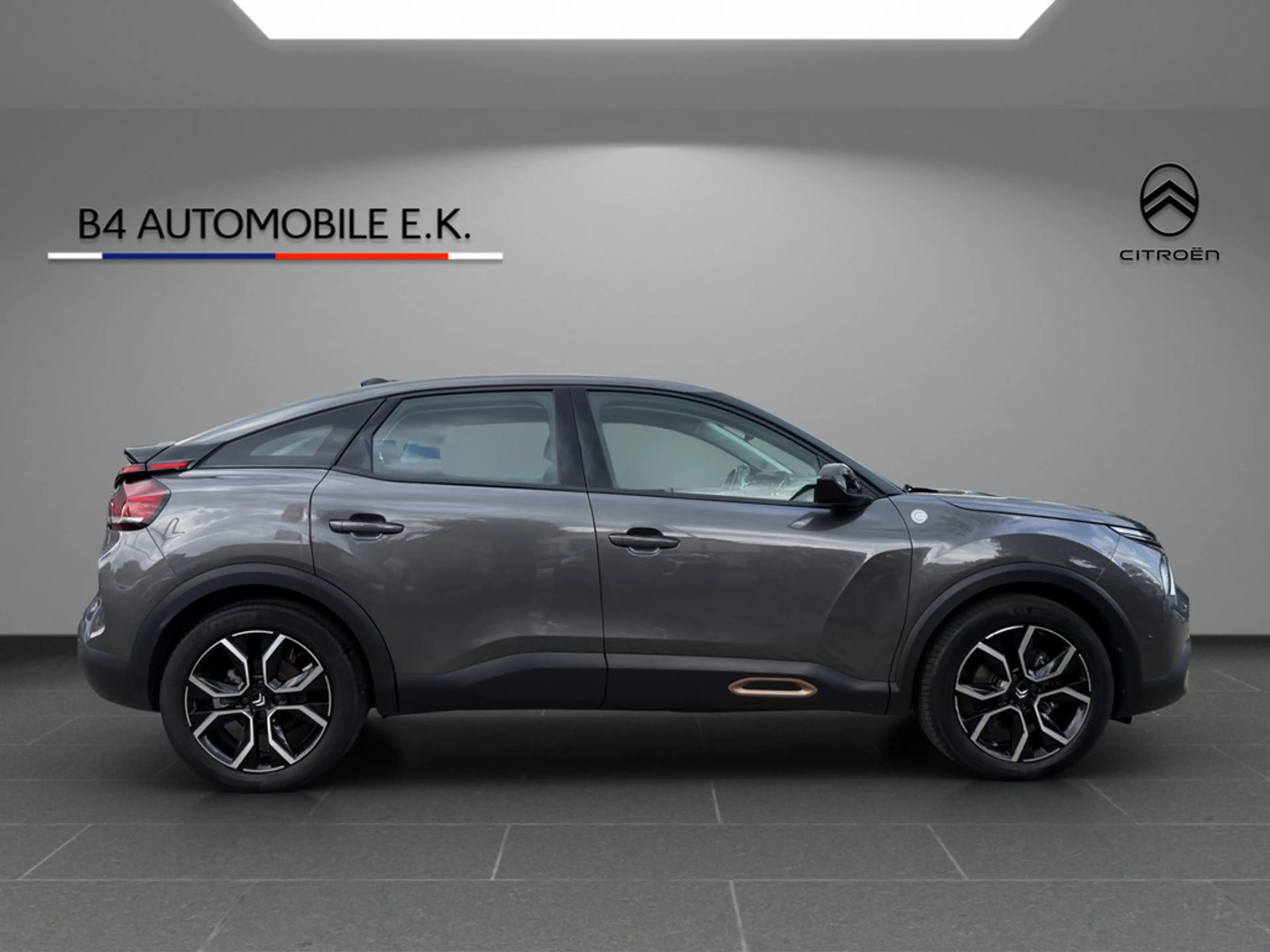 Citroen E-C4 Electric — photo 4