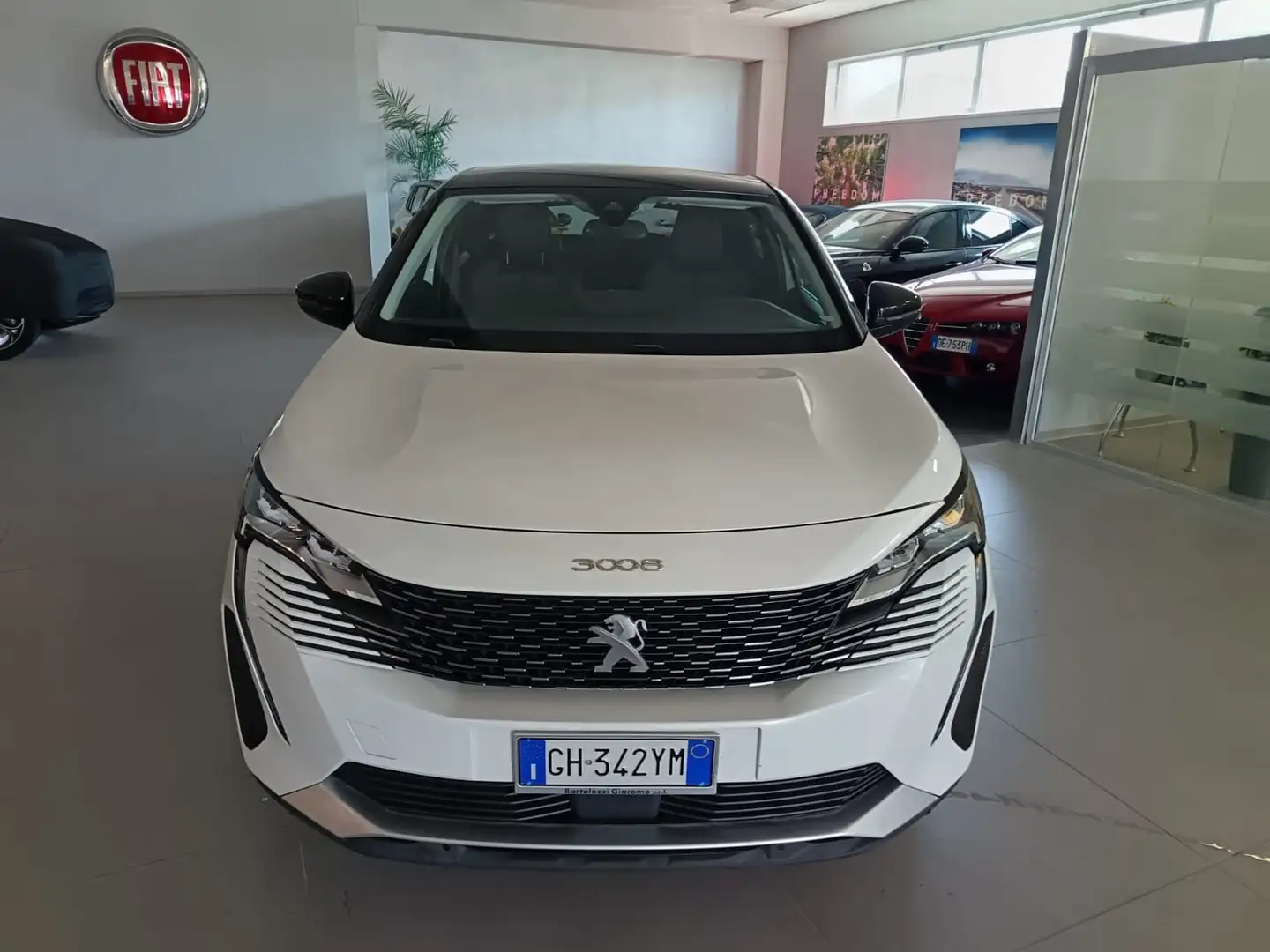 Peugeot 3008 BlueHDi 130 S&S EAT8 - Autocarro Bianco - 2