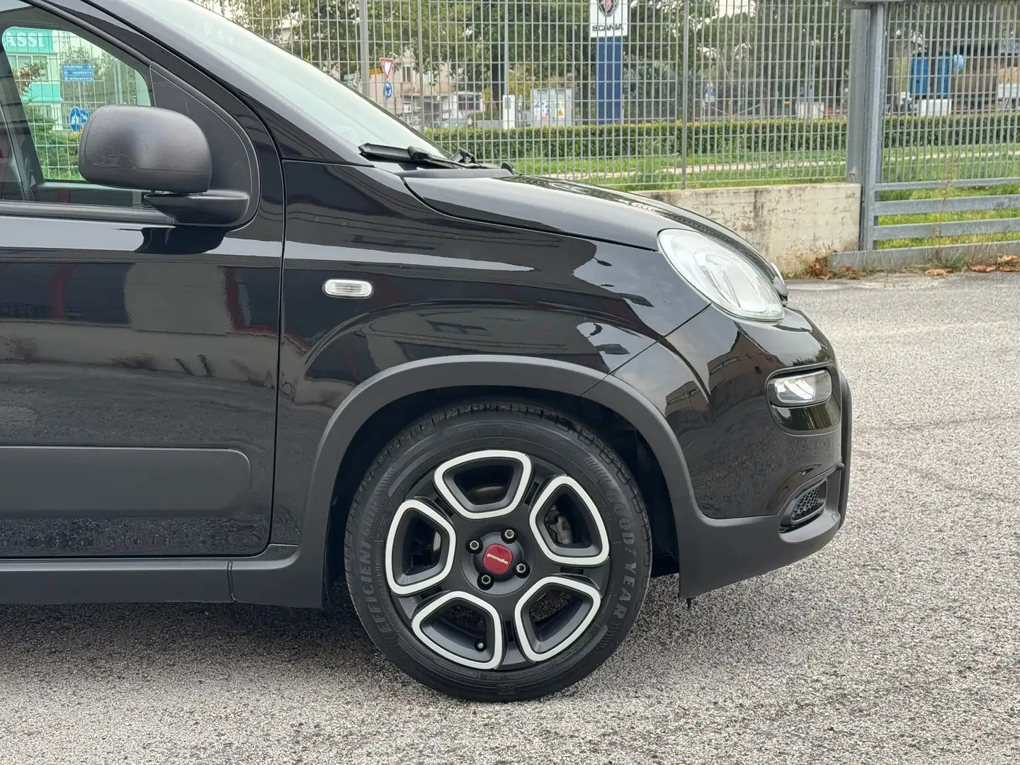 Fiat Panda Panda Hybrid 1.0 70cv City Life Carplay Nav. Nero - 2