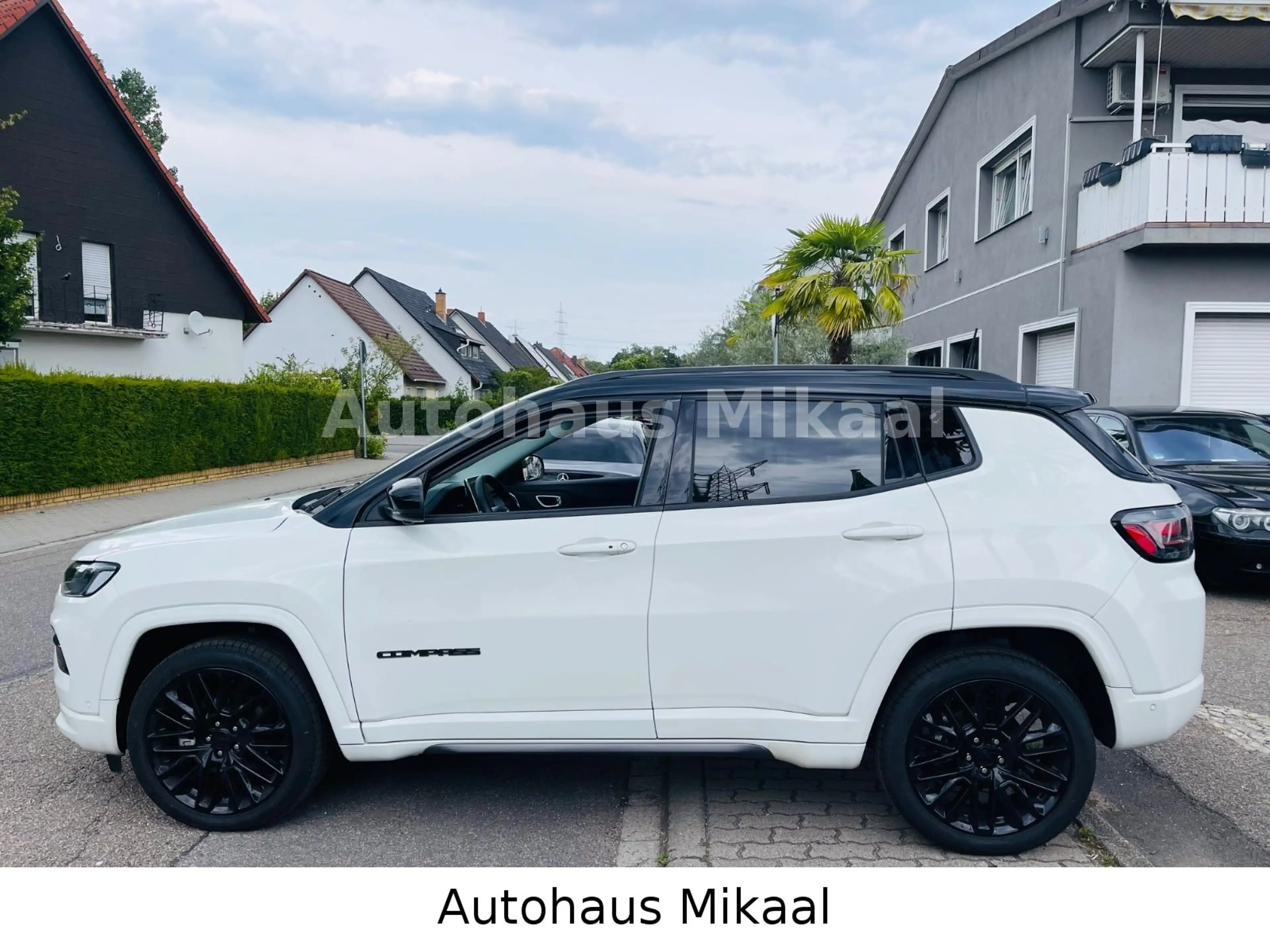 Jeep Compass S Mild-Hybrid FWD — photo 11