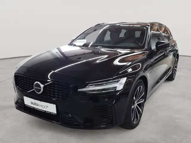 Volvo V60 view 2