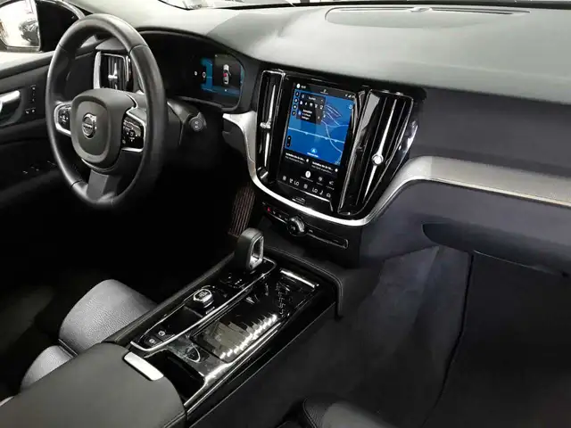 Volvo V60 view 9