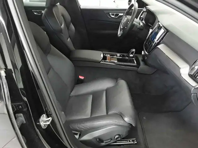 Volvo V60 view 8