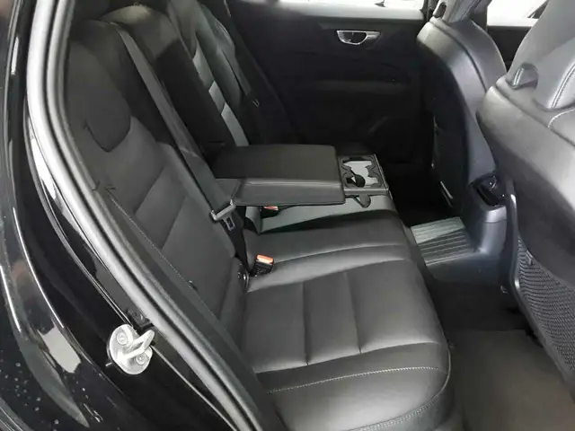 Volvo V60 view 14