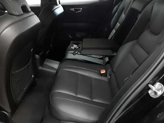 Volvo V60 view 13