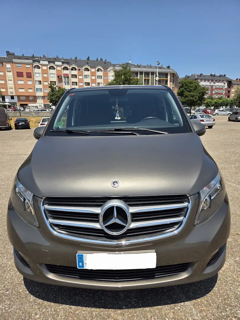 Mercedes-Benz V 220 220d Largo 7G Tronic - 2