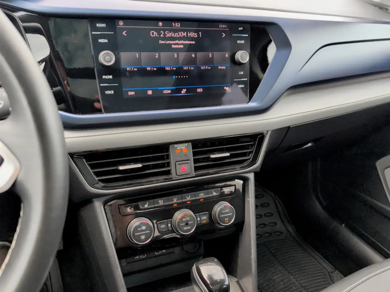 Volkswagen Taos снимка Volkswagen Taos