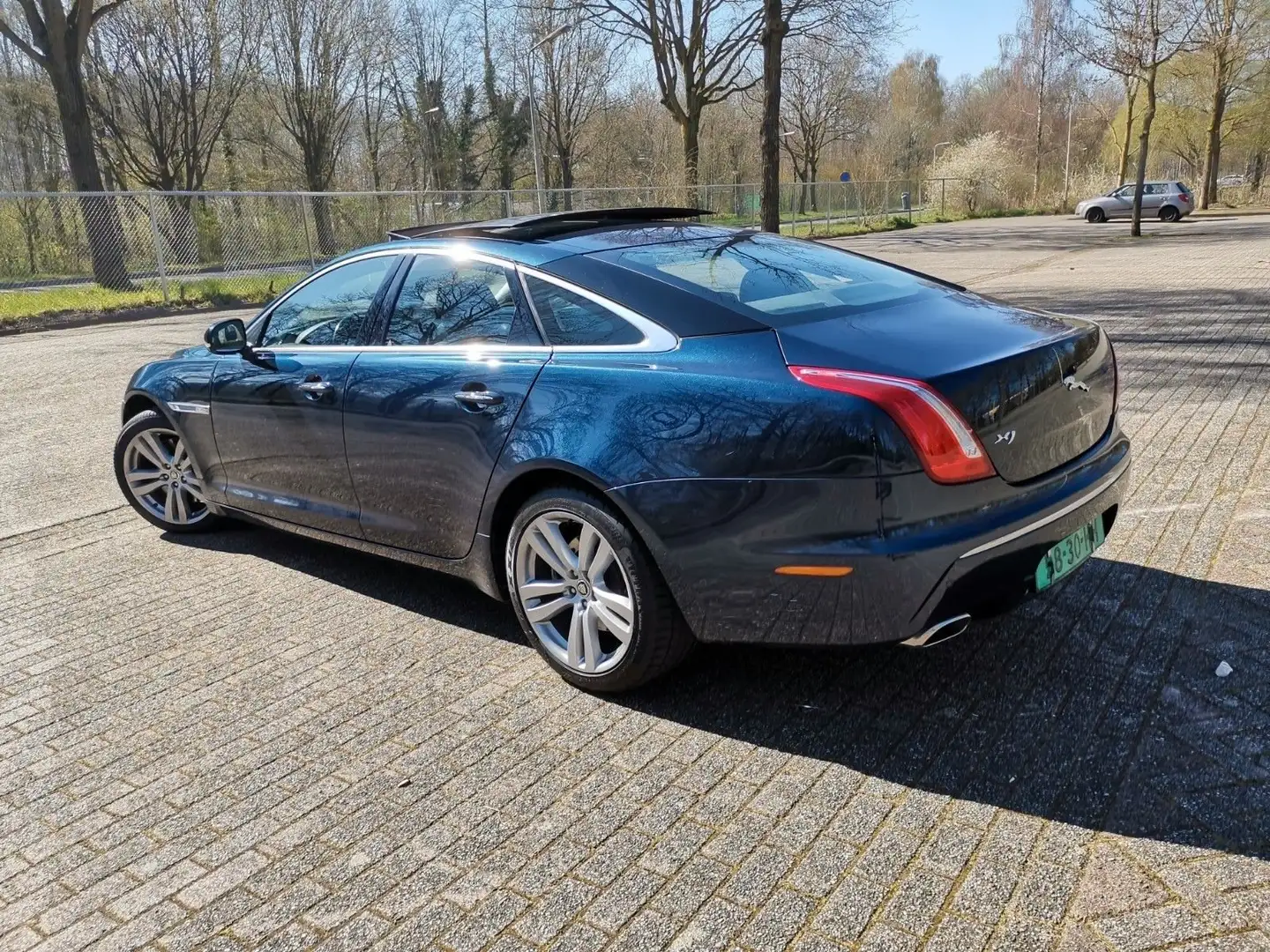 Jaguar XJ XJ 3.0 V6D Luxury Blauw - 2
