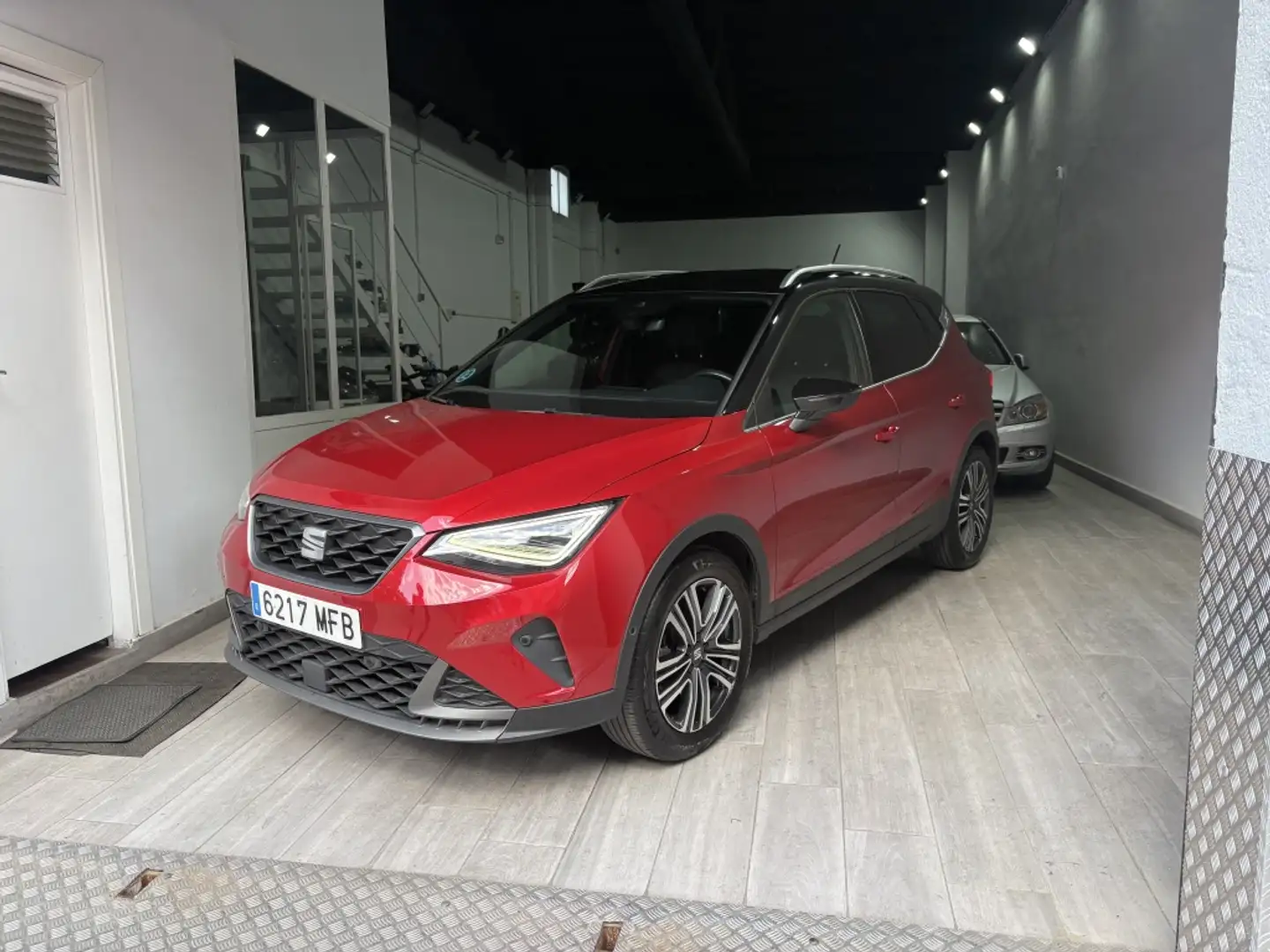 SEAT Arona 1.0 TSI S&S FR 110 Burdeos - 1