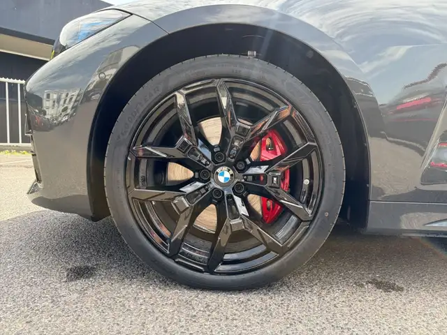 BMW M view 13