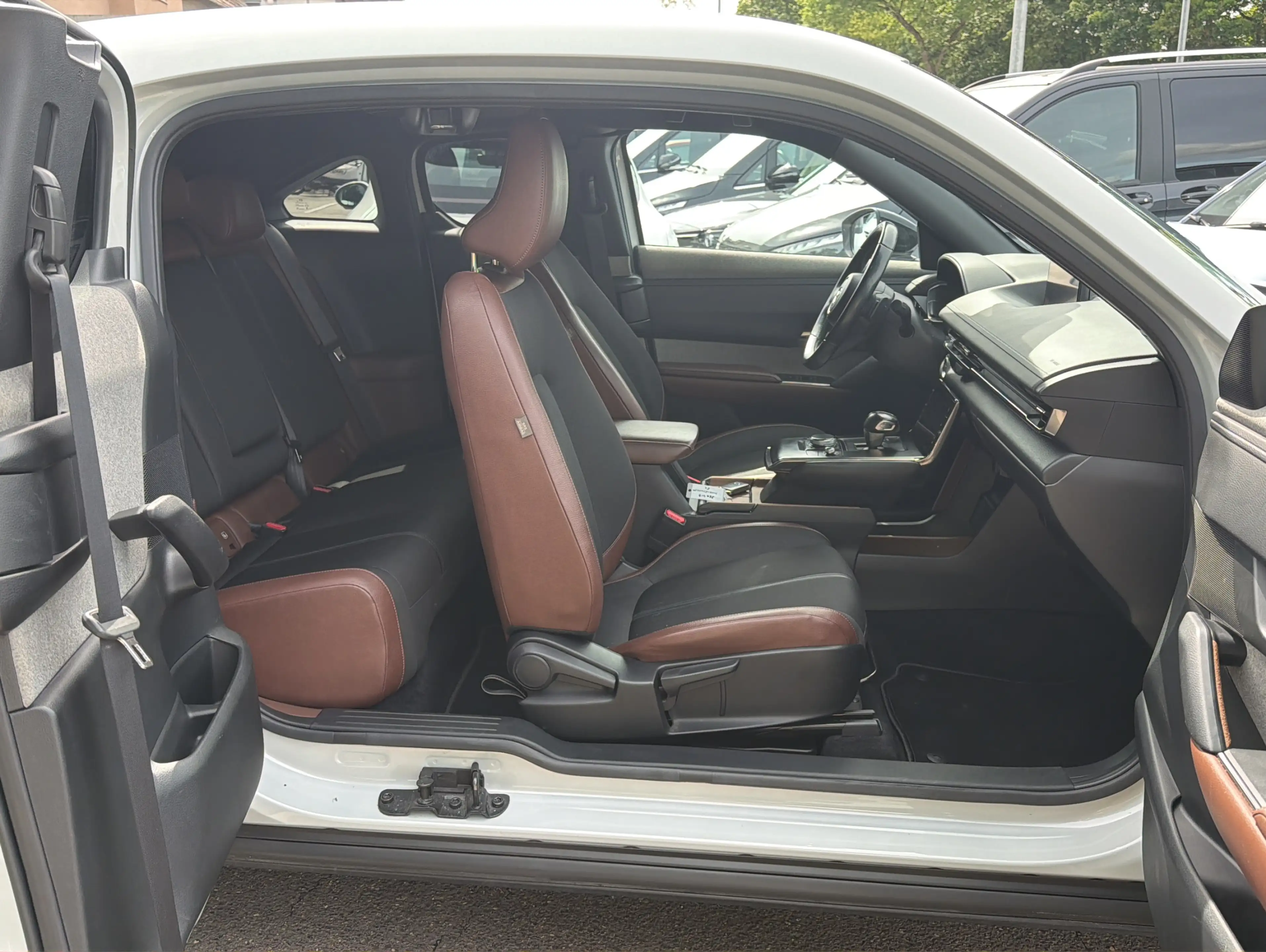 Mazda MX-30 e-SKYACTIV Ad'vantage ACC HUD Navi LED — photo 14