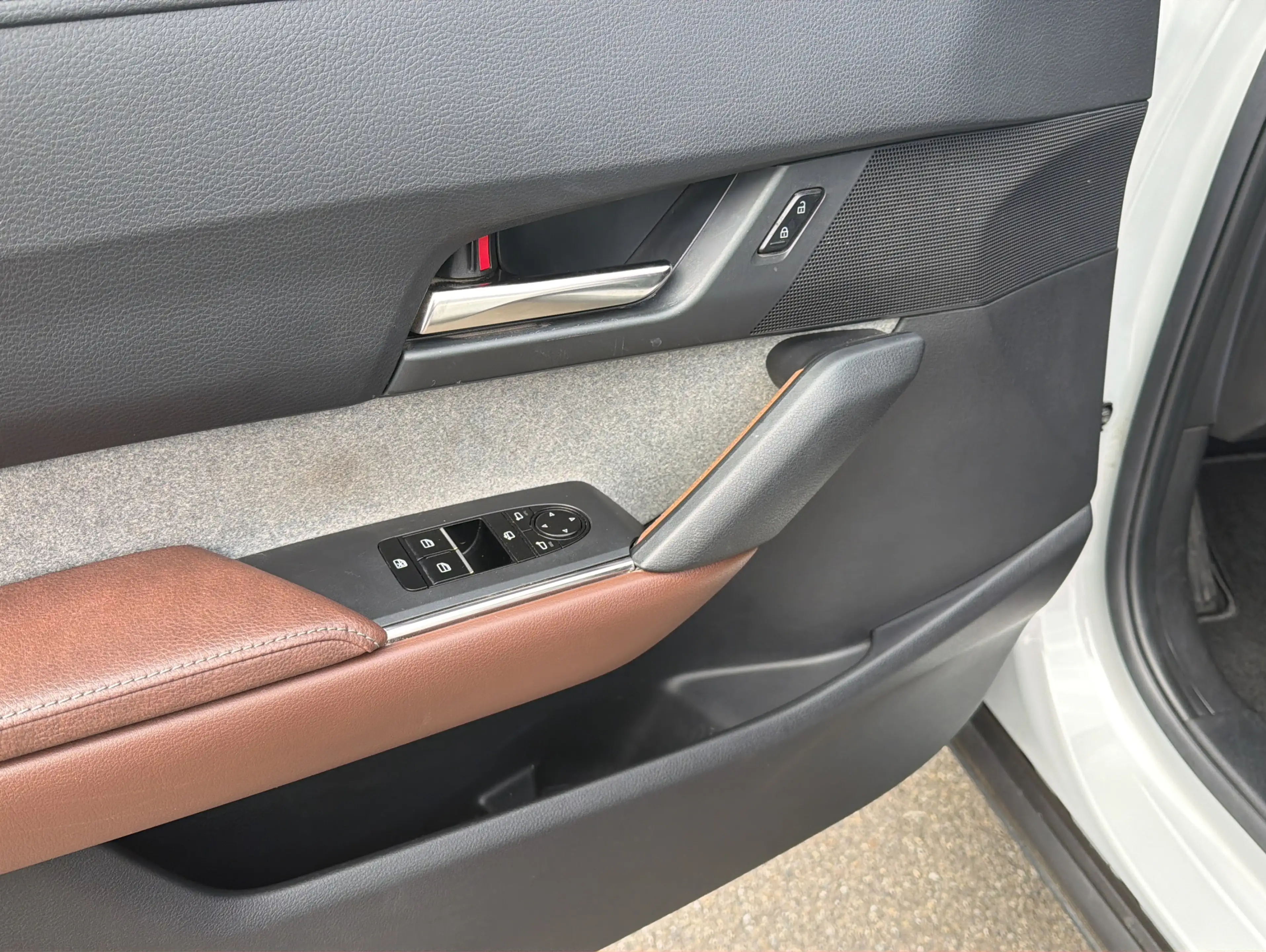 Mazda MX-30 e-SKYACTIV Ad'vantage ACC HUD Navi LED — photo 9