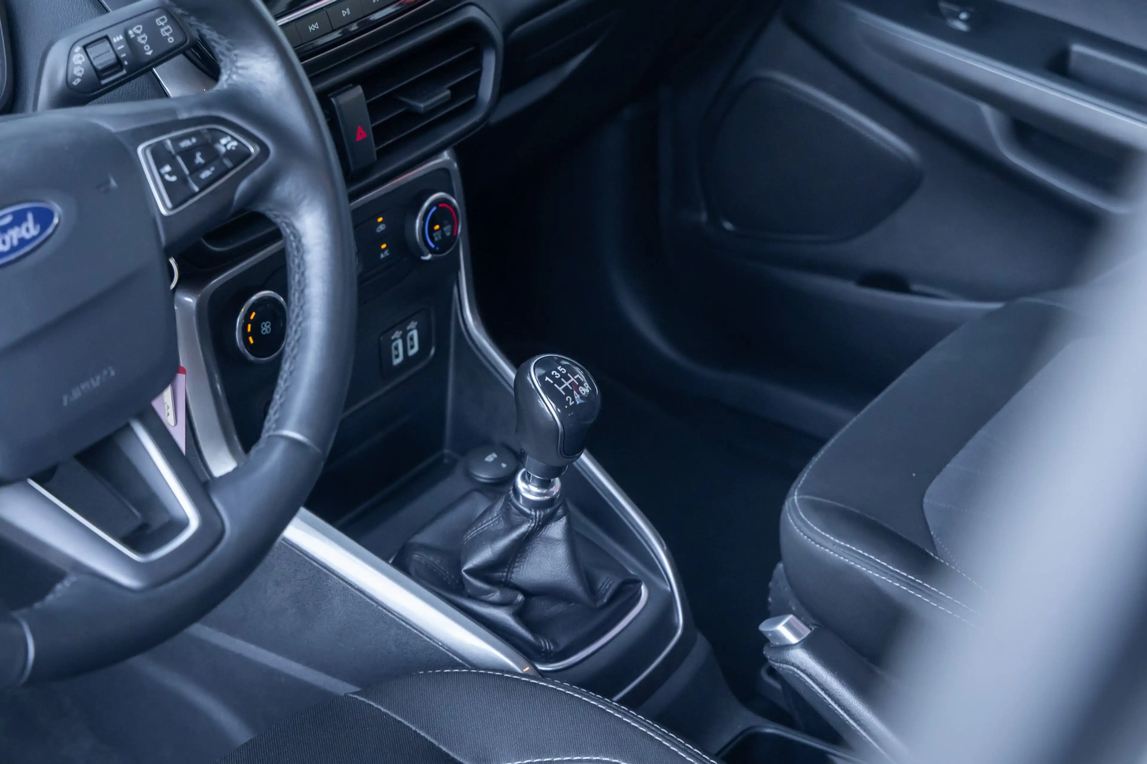 Ford EcoSport 1.0 EcoBoost Trend Ultimate | Cruise Control | Par — photo 16