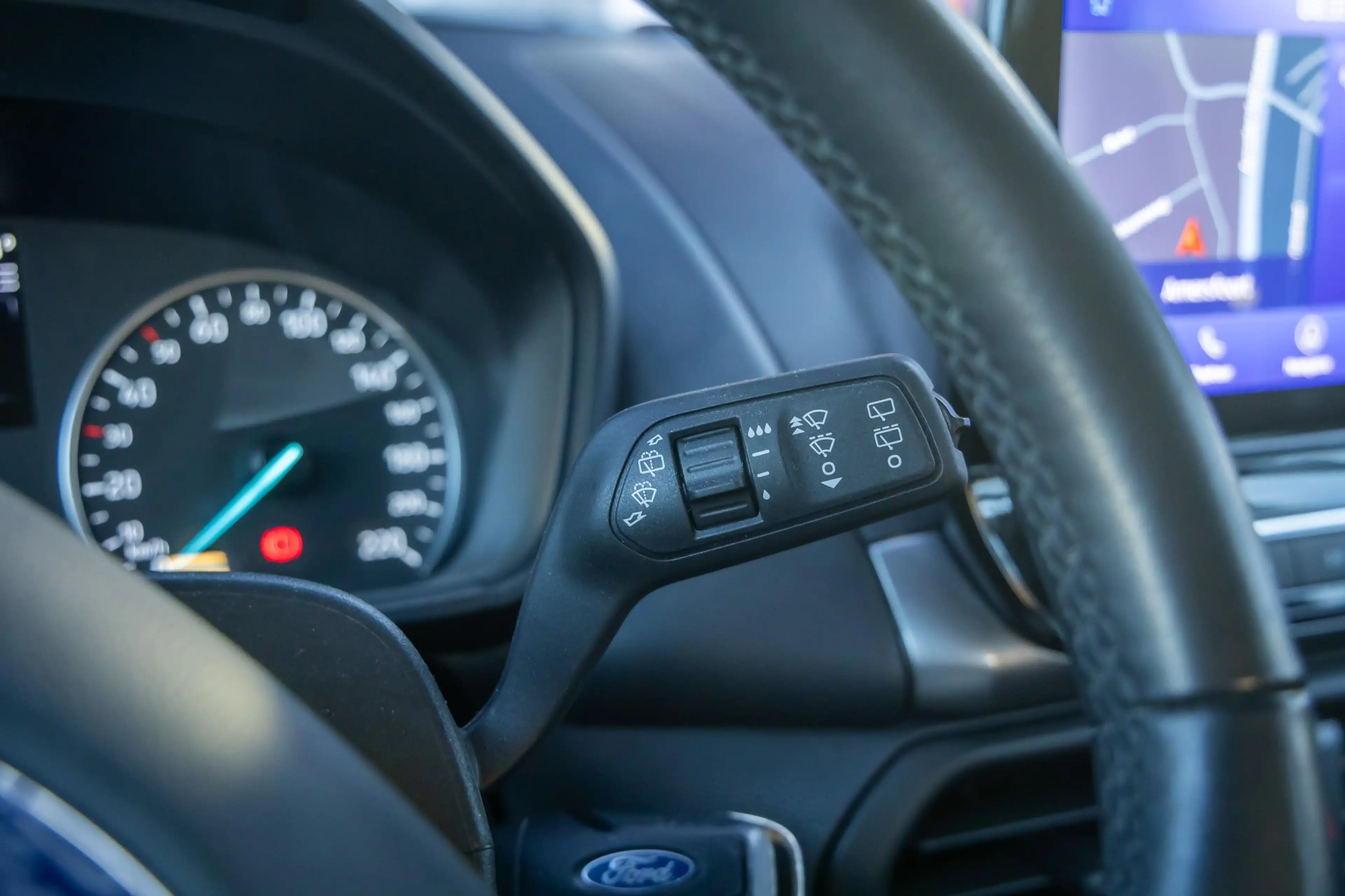 Ford EcoSport 1.0 EcoBoost Trend Ultimate | Cruise Control | Par — photo 27