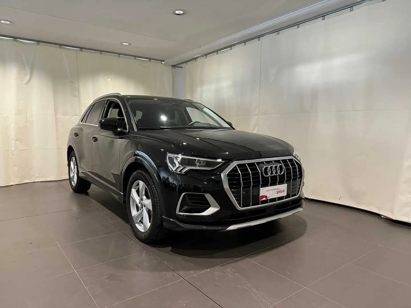 Audi Q3 2ª serie 35 TDI S tronic Business Advanced Noir - 1