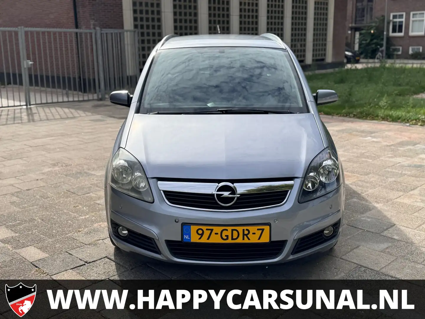 Opel Zafira 2.2 Temptation, AIRCO, NAP, 7-PERS, NIEUWE APK Gris - 2