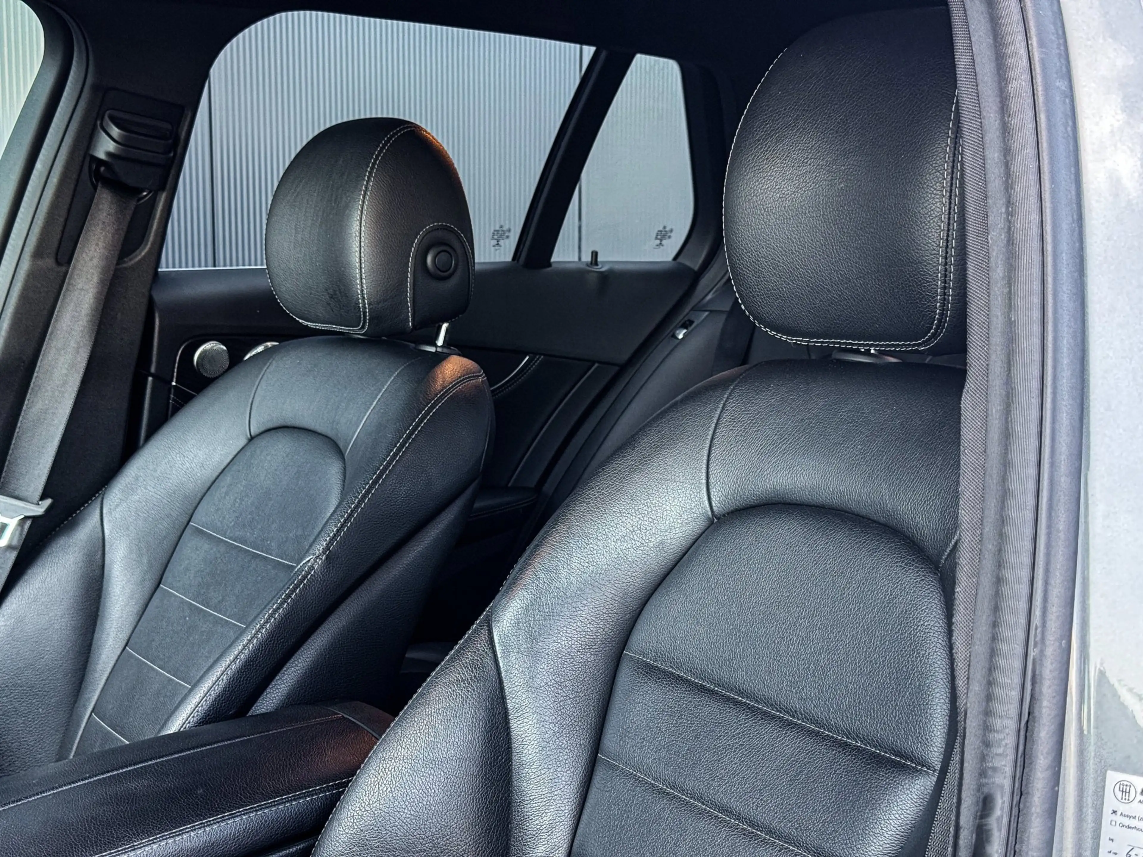 Mercedes-Benz C 350 Estate C350e AMG BURMESTER/LEDER/19''/CAMERA/KEYLE — photo 6