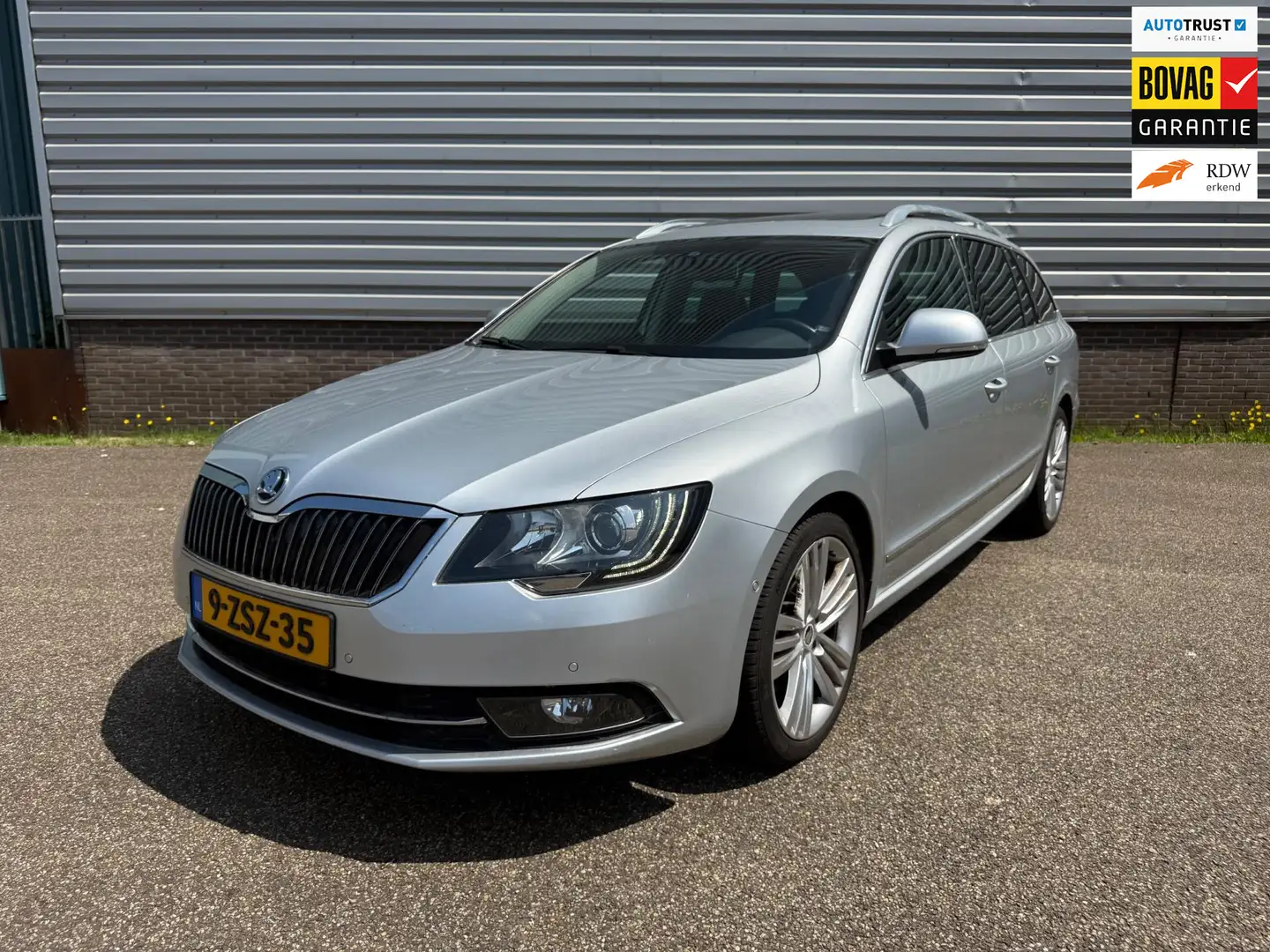 Skoda Superb Combi 1.8 TSI DSG Elegance Business PANO|LEER|MEMO Grey - 1