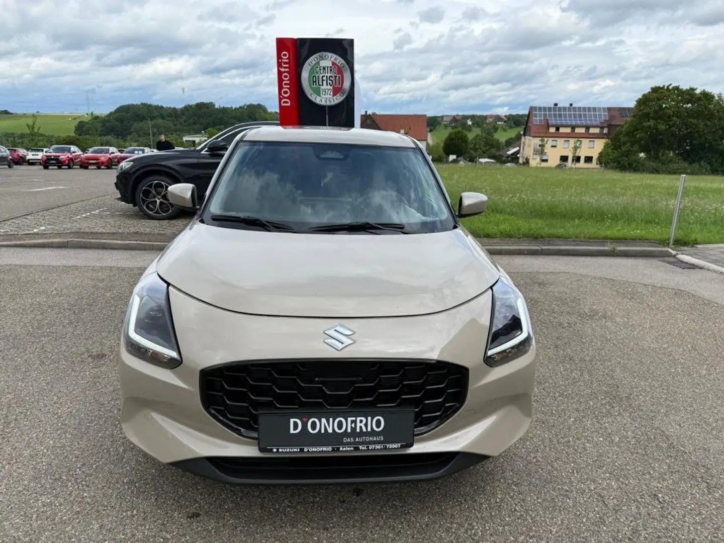 Suzuki Swift 1.2 Hybrid MT Comfort Beige - 2