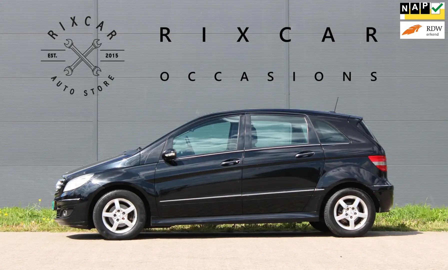 Mercedes-Benz B 150 Airco Automaat Stoelverwarming Navi Noir - 1