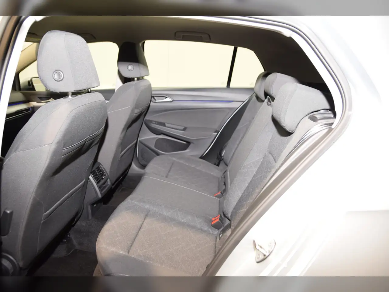 Volkswagen Golf VIII TSI Life LED - Navi 8
